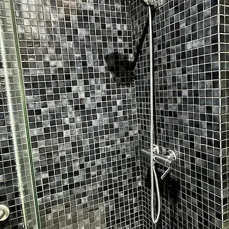 Apartment Japanese Style 9 Person Flat, Close To Alhambra Granada